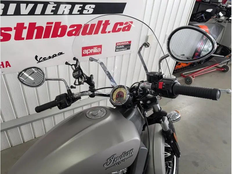 2017 Indian Motorcycle SCOUT 1200 thumbnail 10