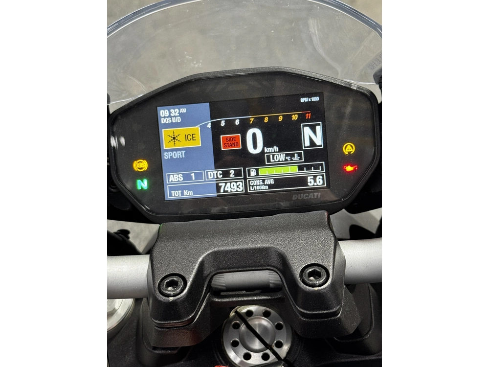 Ducati Monster 821 Stealth 2019 alt