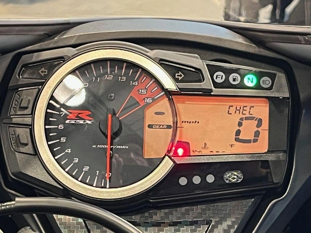 2026 Suzuki Gsx-r750z alt