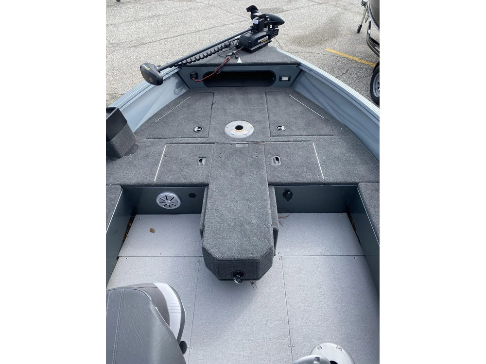 2023 Starcraft Non-current Starcraft Storm T 166 Pro - Livewell, Bilge, Nav Lights, Tons Of Storage And Minn Kota Powerdrive With I-pilot Included! 40hp Yamaha alt