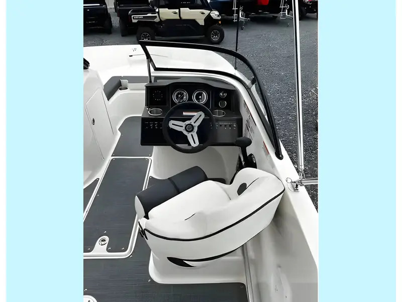 Bayliner VR05 + 150hp EFI 4S Mercury & Trailer 2022