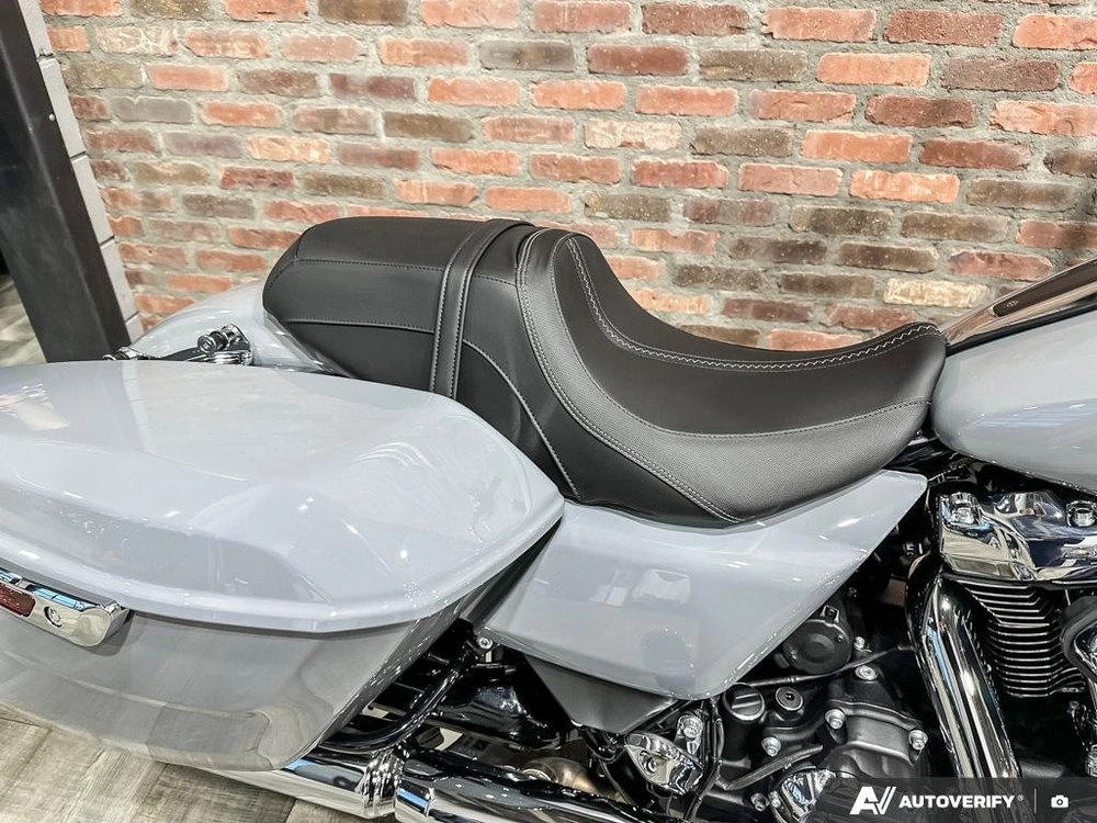 2026 Harley-davidson Road Glide alt