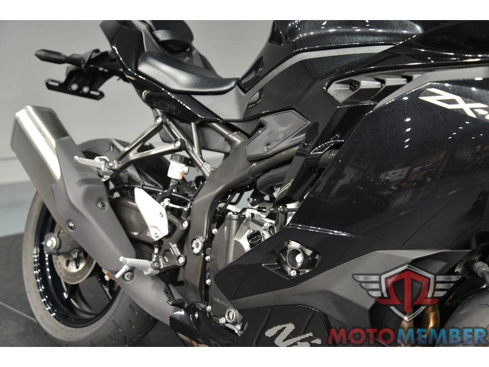 2025 Kawasaki Ninja® Zx™-4r Abs alt