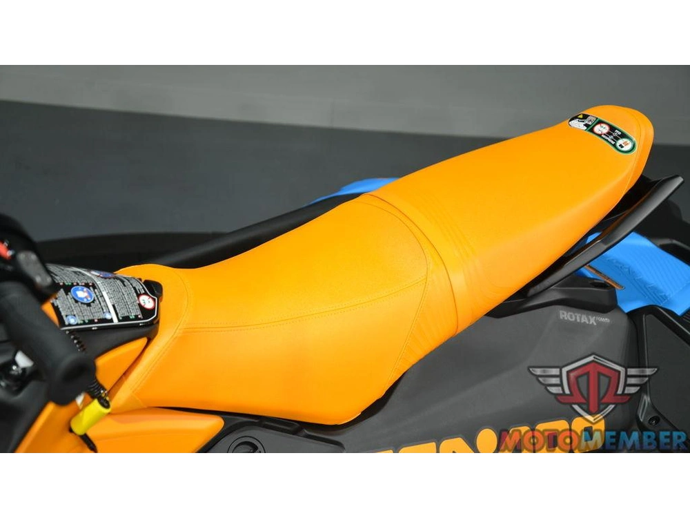 2026 Sea-doo Spark™trixx For 3 Rotax® 900 Ace™ - 90 Hp, Ibr And Audio alt