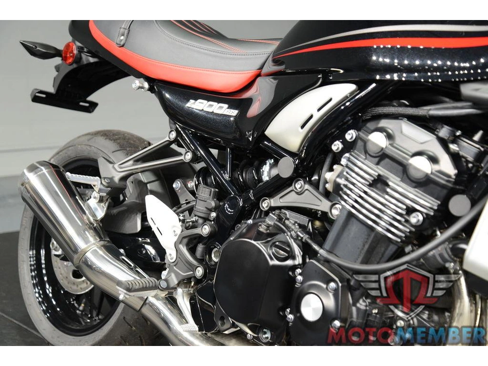 2024 Kawasaki Z900rs Abs alt