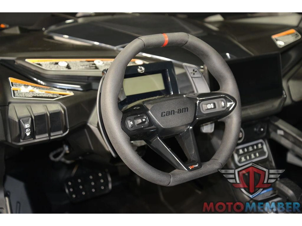 2025 Can-am Maverick R X Rs alt