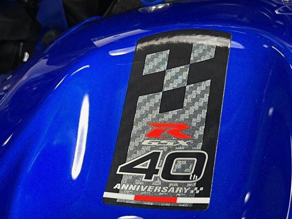 2026 Suzuki Gsx-r750z alt