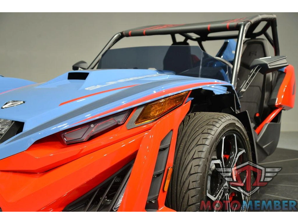 2025 Slingshot Slingshot® R Royal Red Blue alt