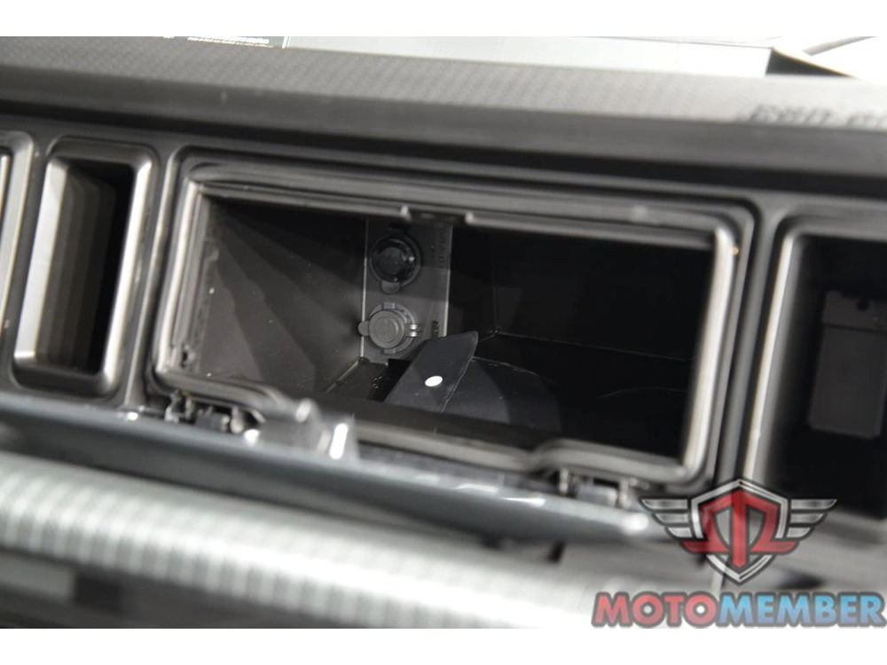 2026 Can-am Defender X Mr Hd11 With Half-doors alt