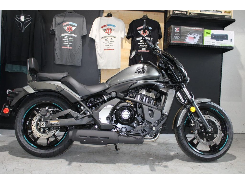 2025 Kawasaki Vulcan® S Cafe Abs alt