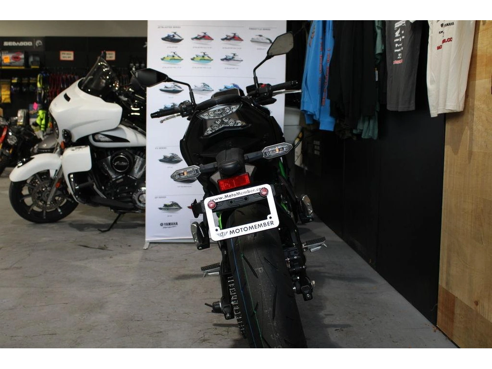 2025 Kawasaki Z650 Abs alt