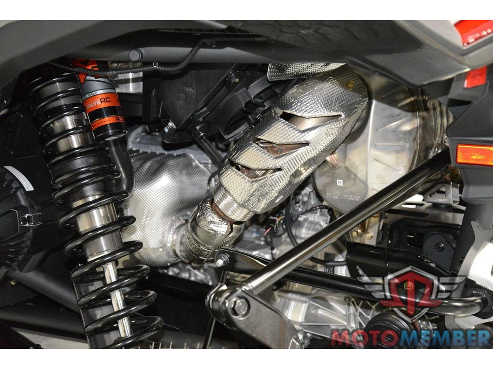 2026 Can-am Maverick R Max X Rs With Smart-shox alt