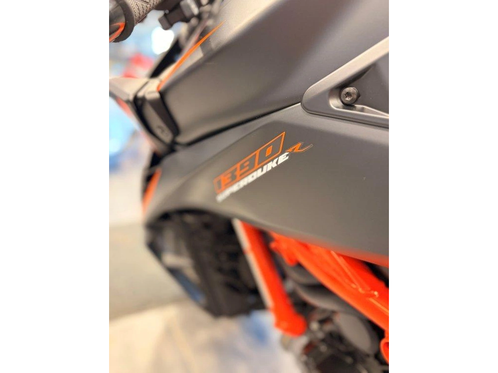 Ktm 1390 Super Duke R Evo 2026 alt