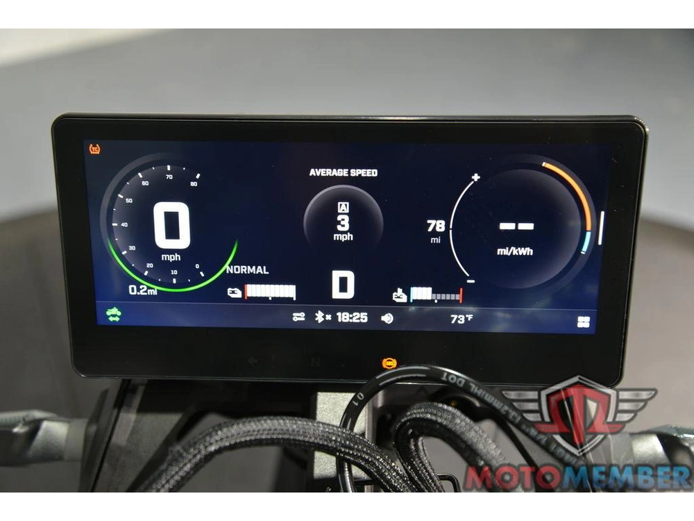 2025 Can-am Origin White alt