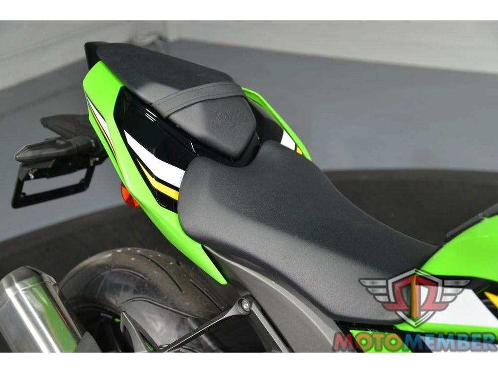 2025 Kawasaki Ninja® Zx™-10r Krt Edition Abs alt