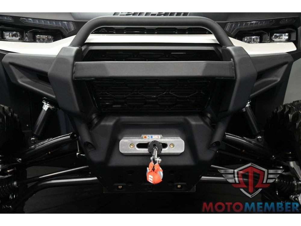 2026 Can-am Defender Max Limited Hd11 Hybrid White alt