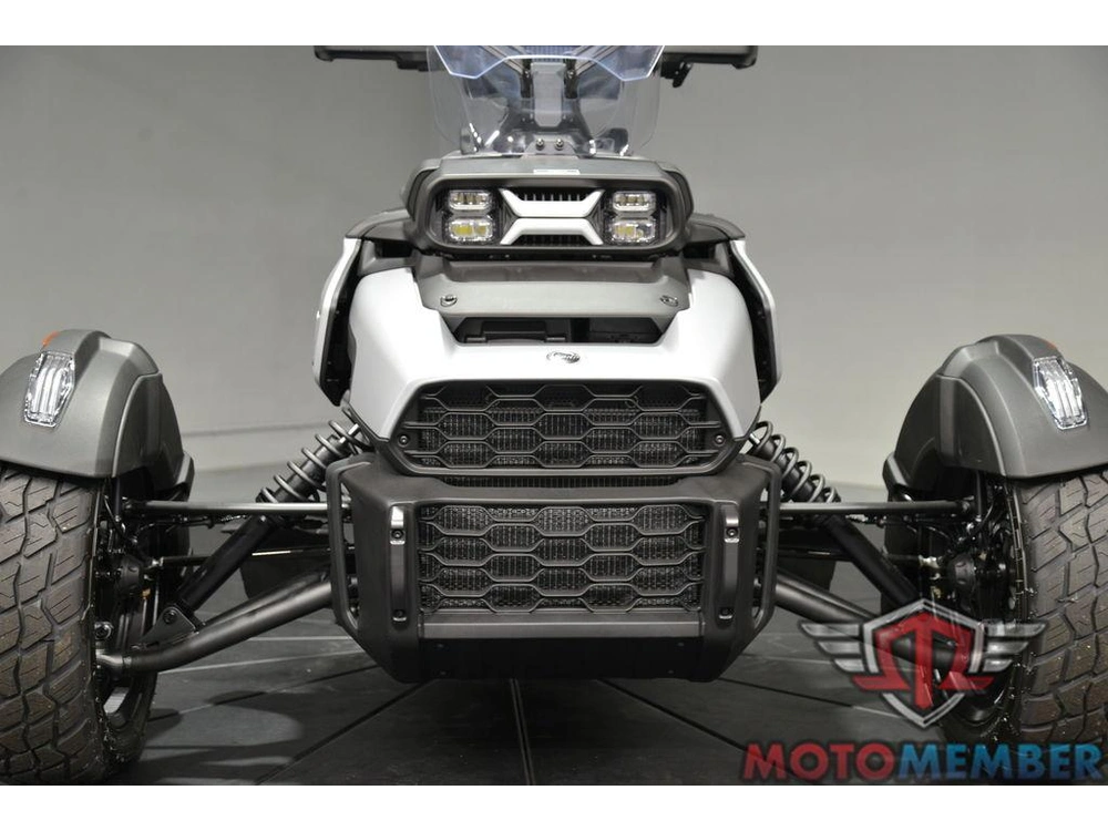 2025 Can-am Canyon alt