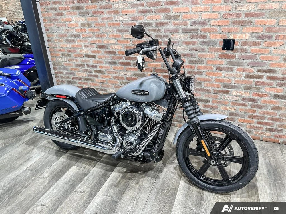 2026 Harley-davidson Street Bob alt