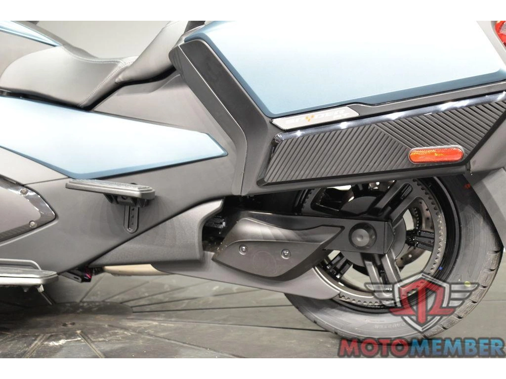 2026 Can-am Spyder Rt alt