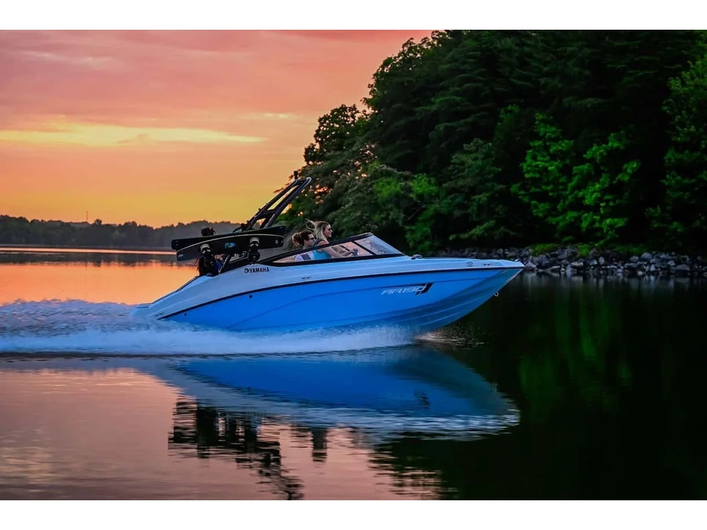 2025 Yamaha Ar190 Black alt