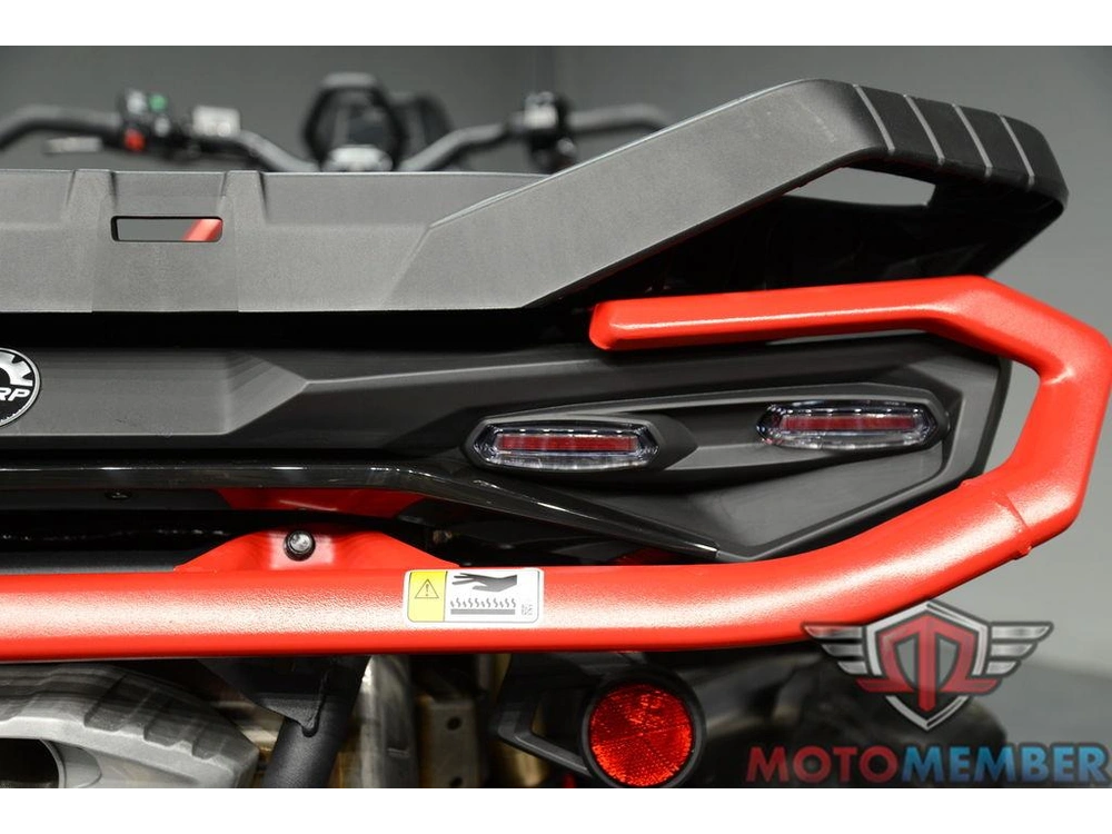 2025 Can-am Outlander X Mr 1000r Granite Grey & Legion Red alt