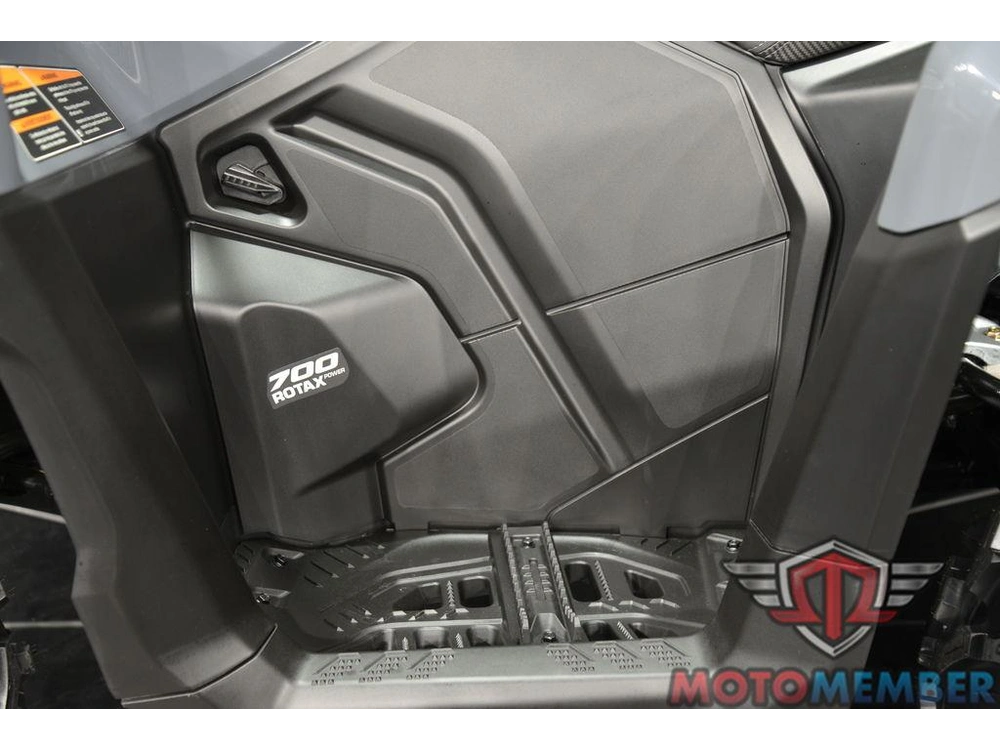 2026 Can-am Outlander 700 Granite Grey alt