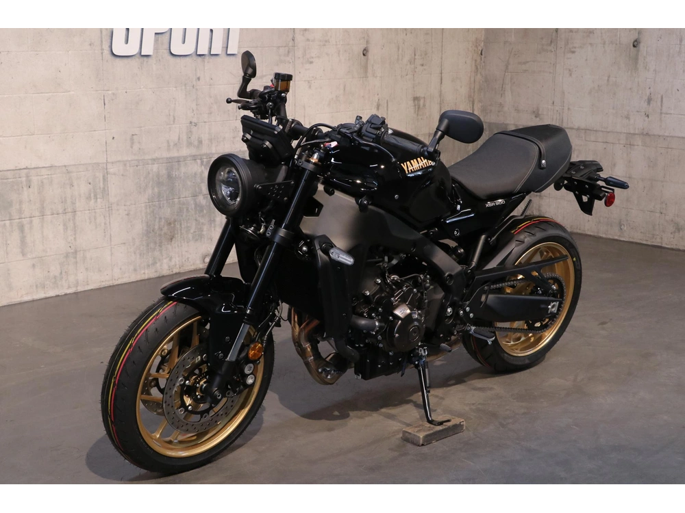2026 Yamaha Xsr900 alt