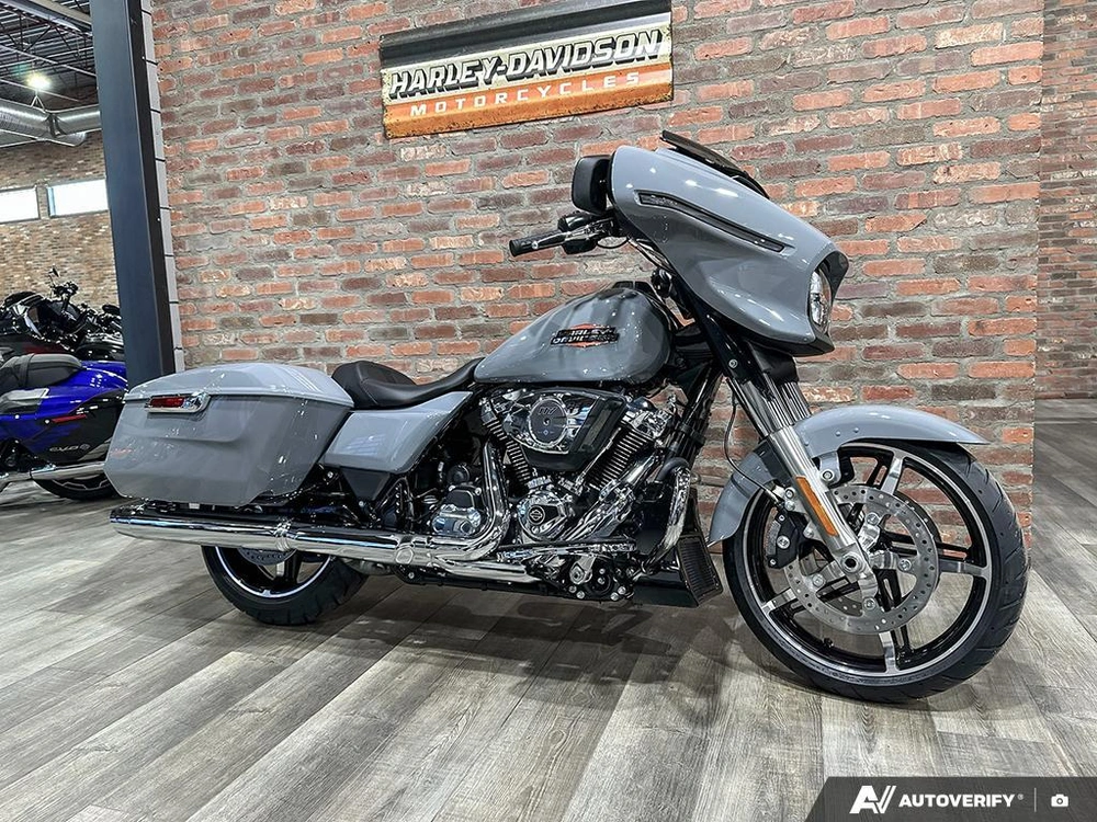 2026 Harley-davidson Street Glide alt