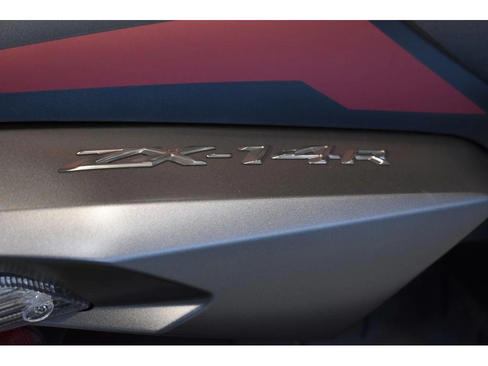 2025 Kawasaki Ninja® Zx™-14r Abs alt