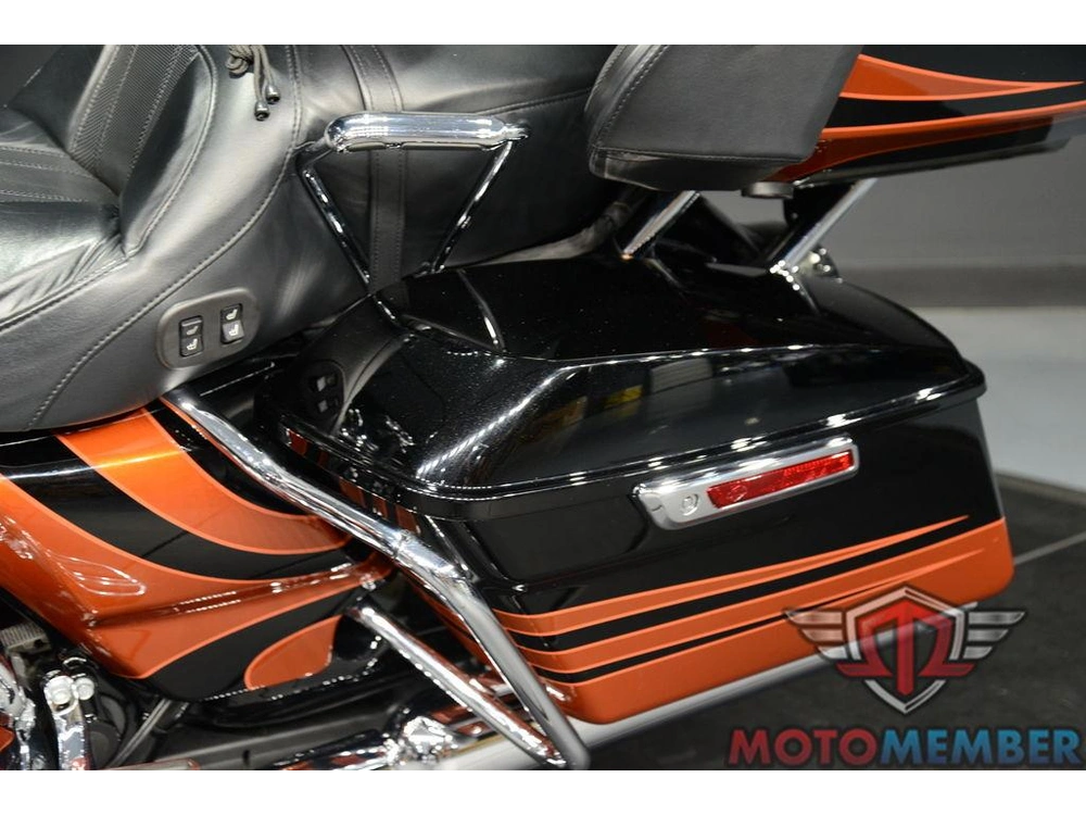 2015 Harley-davidson Fltruse - Cvo™ Road Glide® Ultra alt