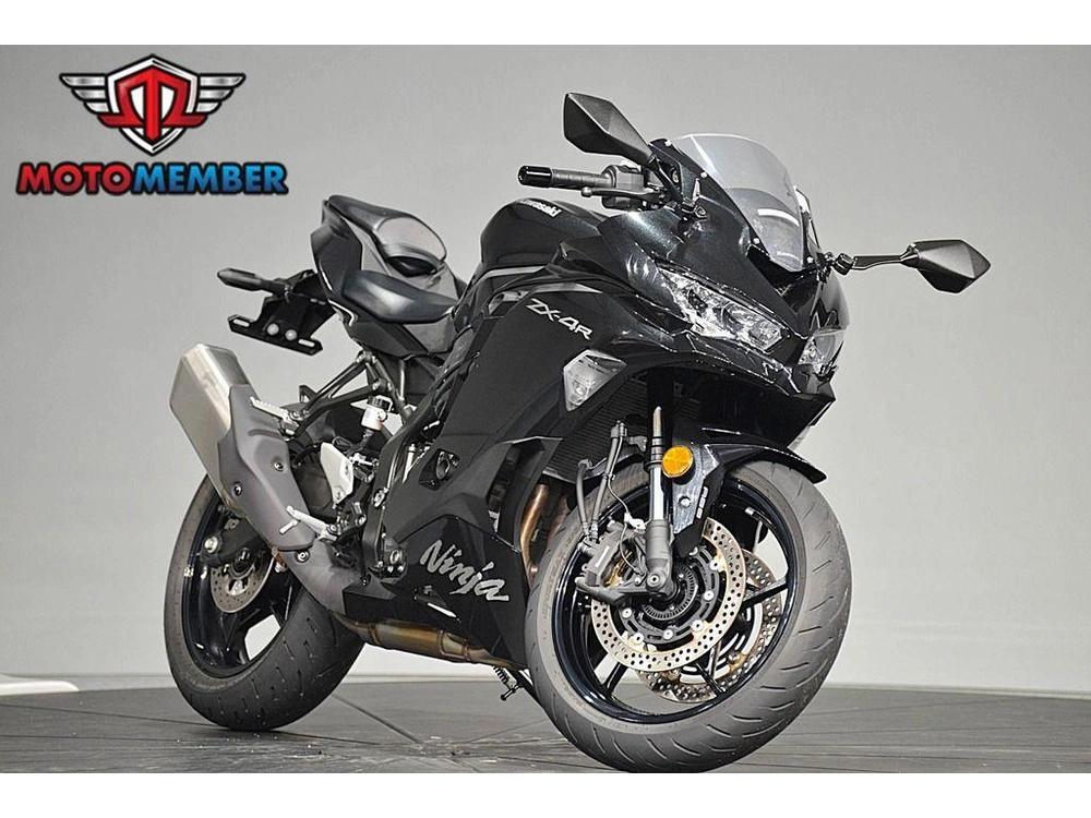 2025 Kawasaki Ninja® Zx™-4r Abs alt