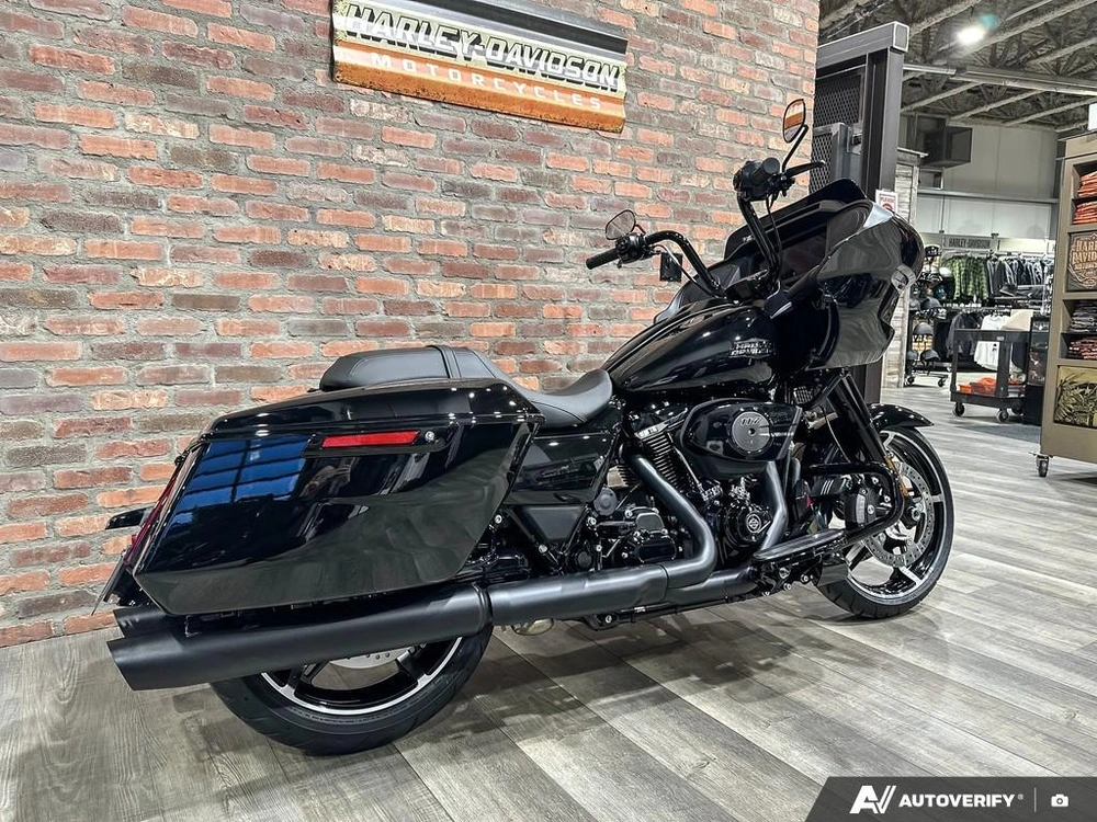 2026 Harley-davidson Road Glide alt