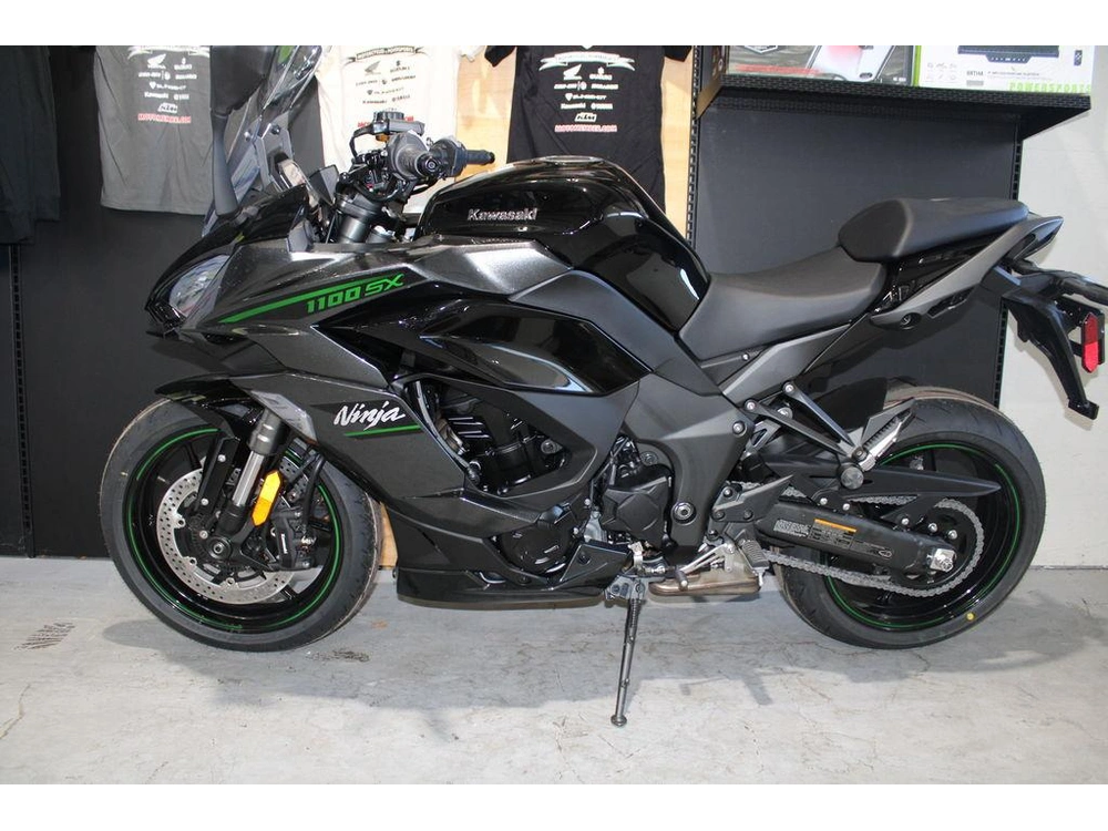 2025 Kawasaki Ninja® 1100sx Abs alt