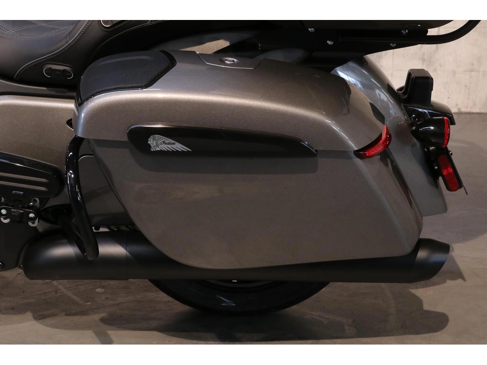 2026 Indian Motorcycle Indian Pursuit Dark Horse 112 & Powerband Audio alt