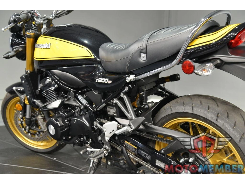 2024 Kawasaki Z900rs Abs alt