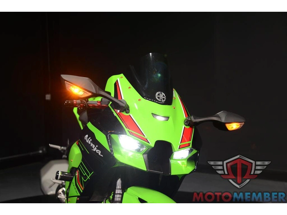 2023 Kawasaki Ninja® Zx™-10r Krt Edition alt