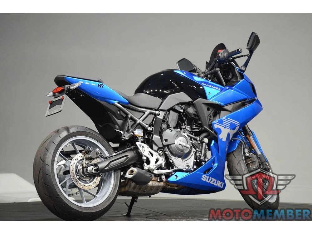 2024 Suzuki Gsx-8r alt