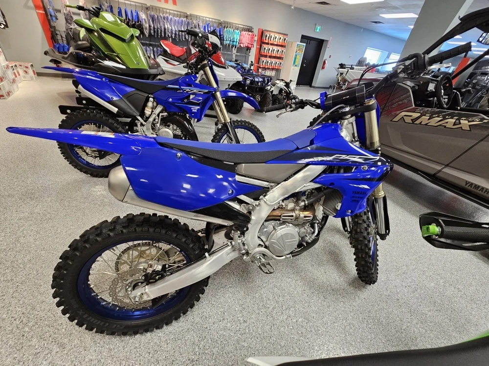 2023 Yamaha Yz450fx alt