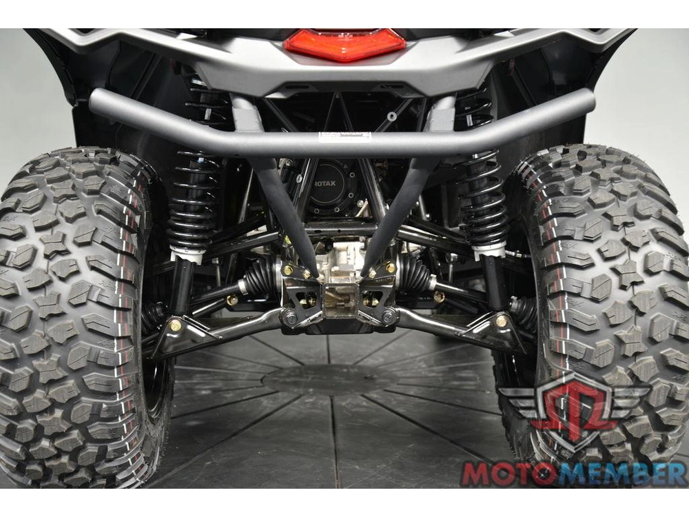 2026 Can-am Outlander Electric Max alt