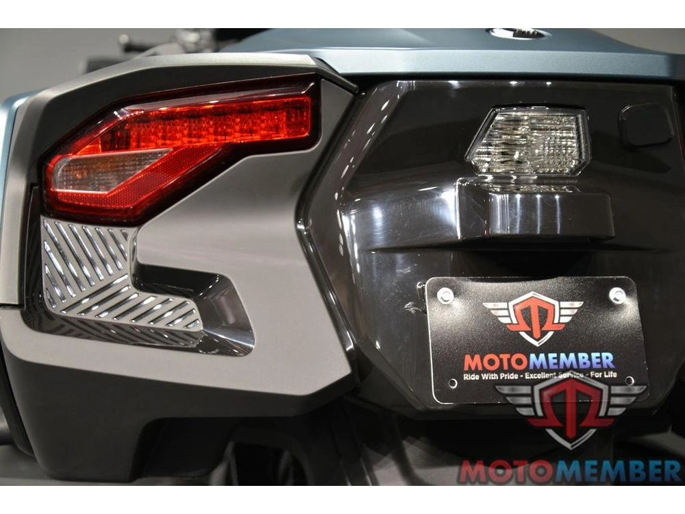 2026 Can-am Spyder Rt alt