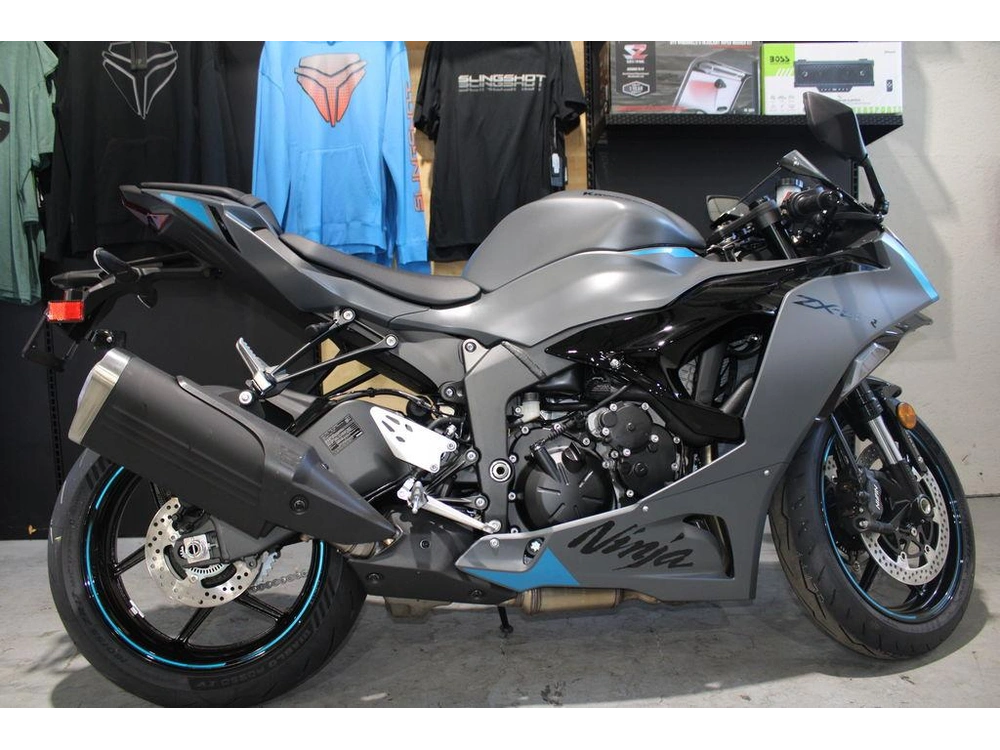 2025 Kawasaki Ninja® Zx™-6r alt