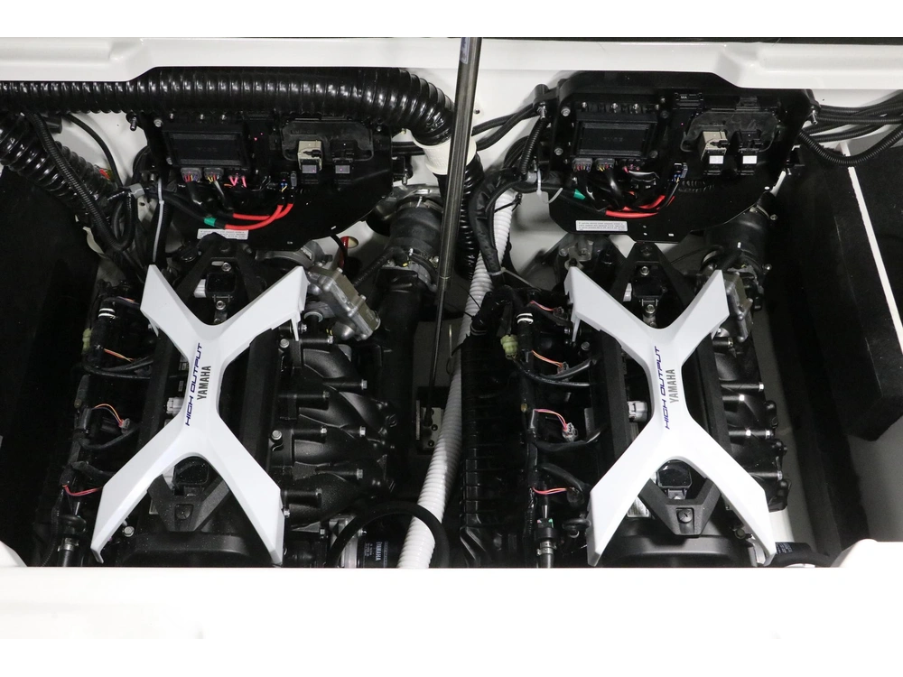 2026 Yamaha 222sd alt