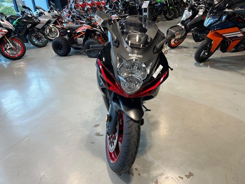 2026 Suzuki Gsx-r600 alt