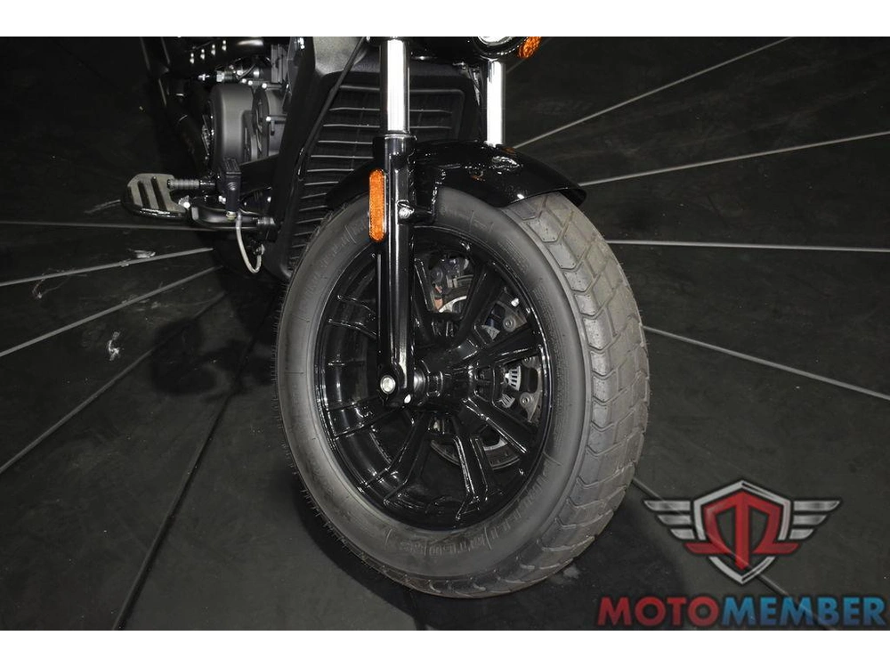 2023 Indian Motorcycle Scout® Bobber Black Metallic alt