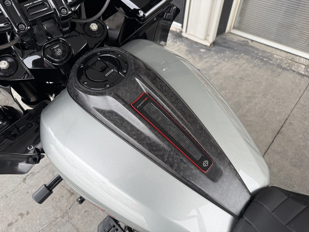 2025 Harley-davidson Cvo Road Glide St alt