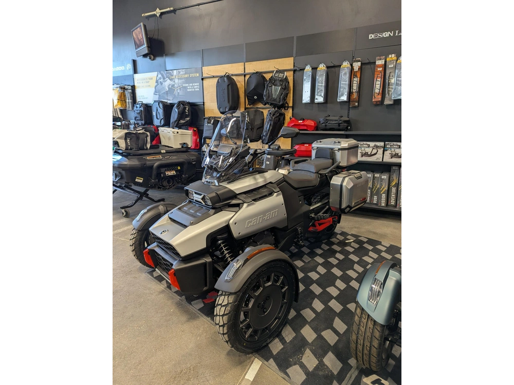 2026 Can-am Canyon Xt alt
