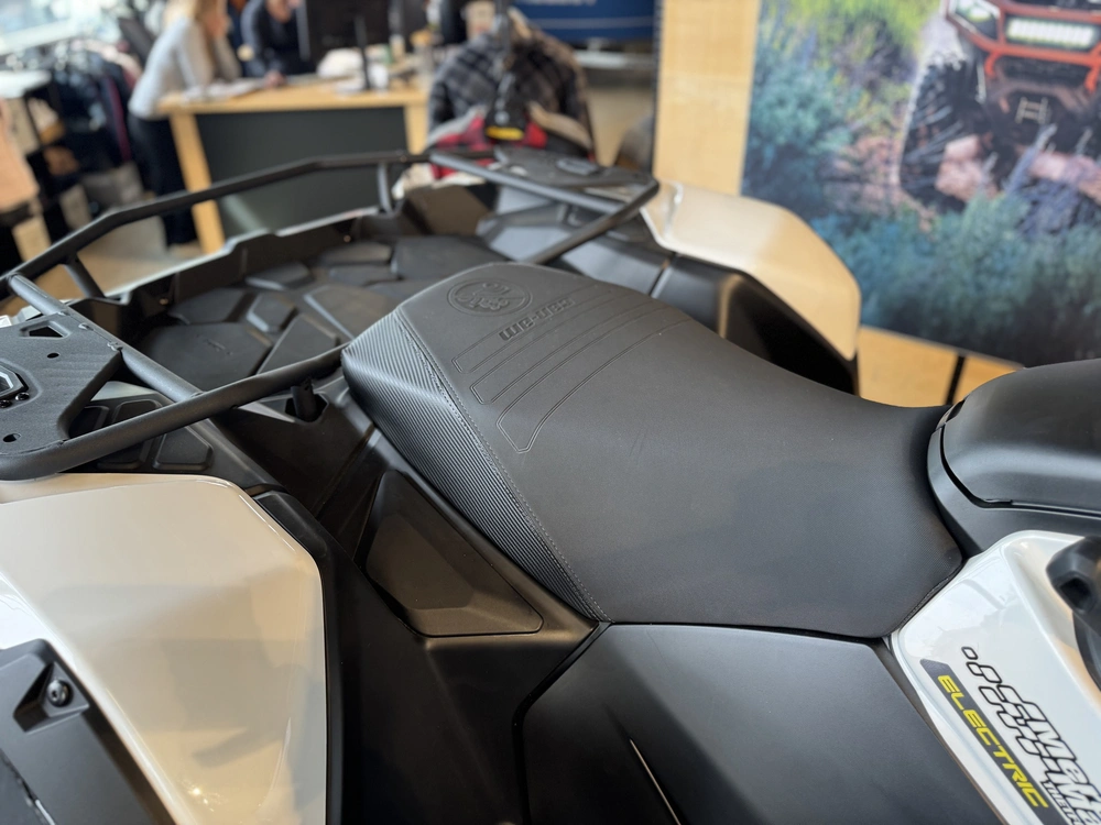 2026 Can-am Outlander Electric alt