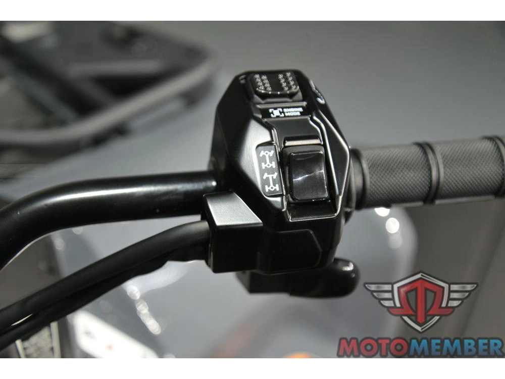 2026 Can-am Outlander Electric alt