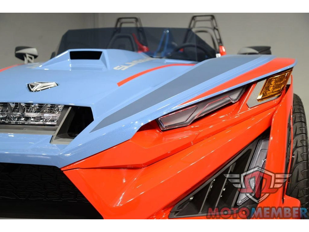 2025 Slingshot Slingshot® R Autodrive Royal Red Crystal alt