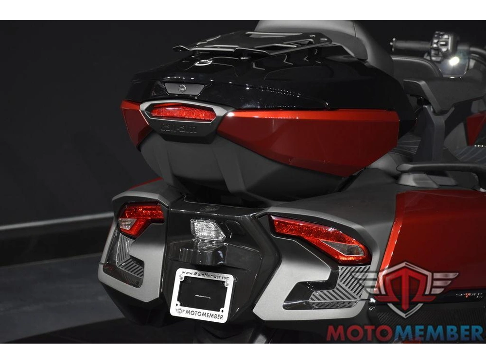 2025 Can-am Spyder Rt Limited Dark Wheels alt